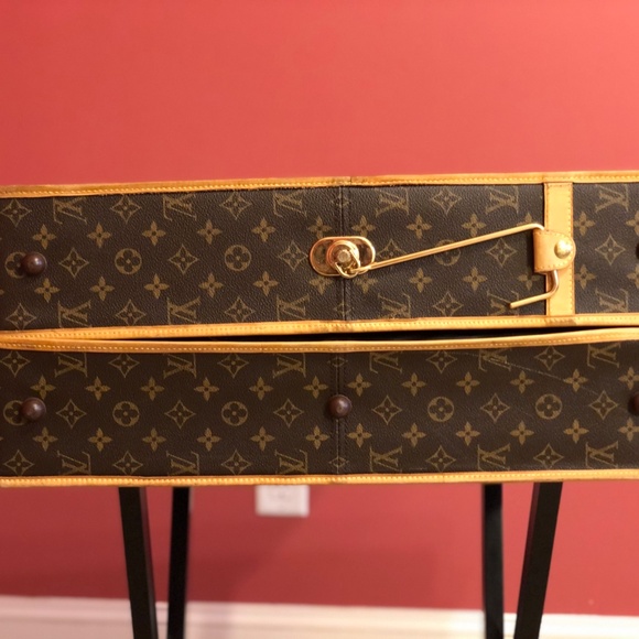 COPY - Authentic LV Monogram Garment Travel Bag - Picture 6 of 11